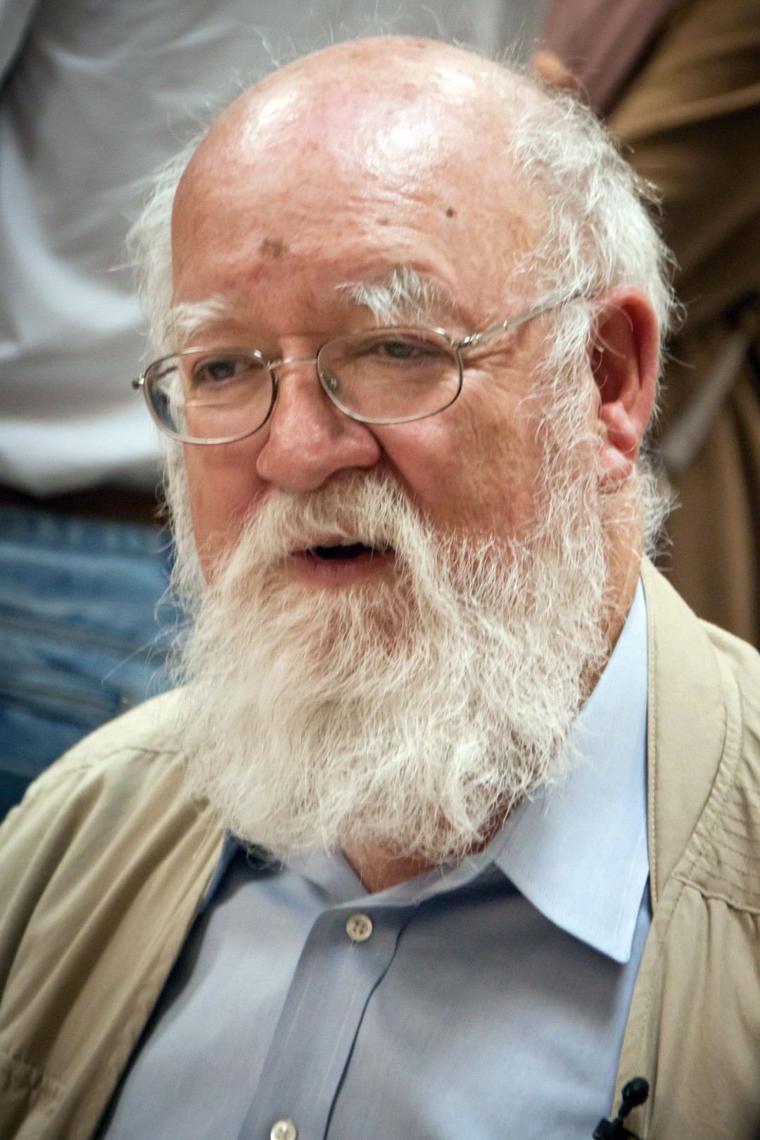 Daniel Dennett – filozof umysłu związany z debatą o wolnej woli, świadomości i kompatybilizmie