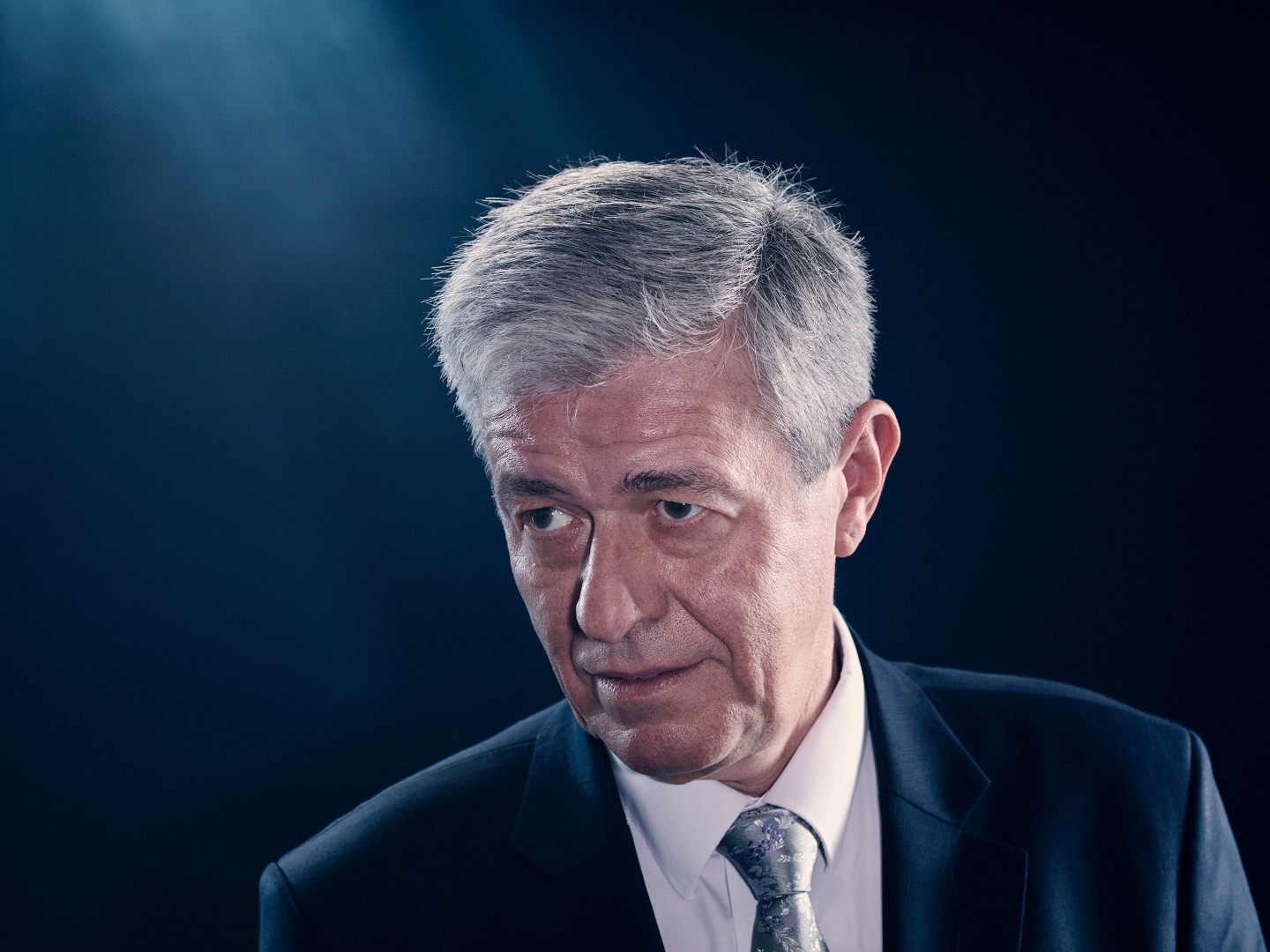 Karl Friston – neurobiolog i twórca wpływowej teorii mózgu predykcyjnego oraz zasady wolnej energii